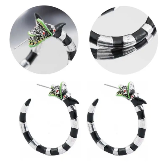 Tim Burton’s Beetlejuice Goth Earrings - Picture 2 of 3